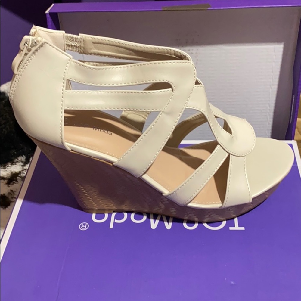 Beige Strappy faux leather high wedges Size 10